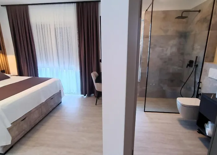 Modern Ina With Heated Pool & Sea View In