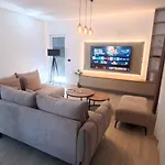 Modern Ina With Heated Pool & Sea View In