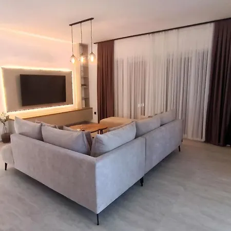 ヴィラ Modern Ina With Heated Pool & Sea View In マカルスカ