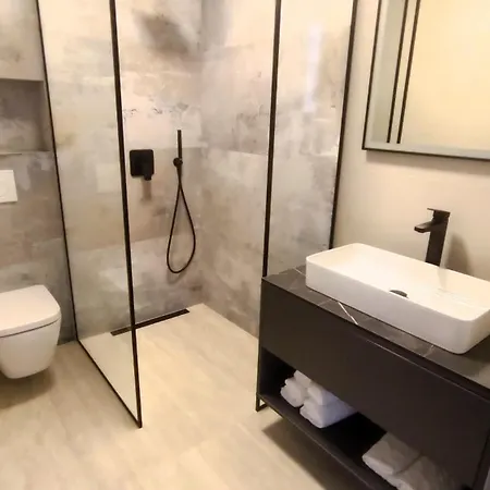 ヴィラ Modern Ina With Heated Pool & Sea View In マカルスカ