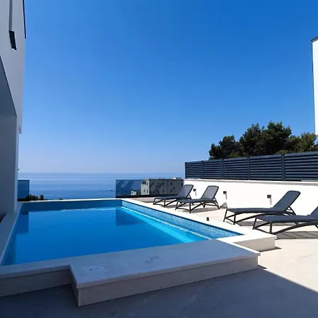 Villa Modern Ina With Heated Pool & Sea View In Makarska