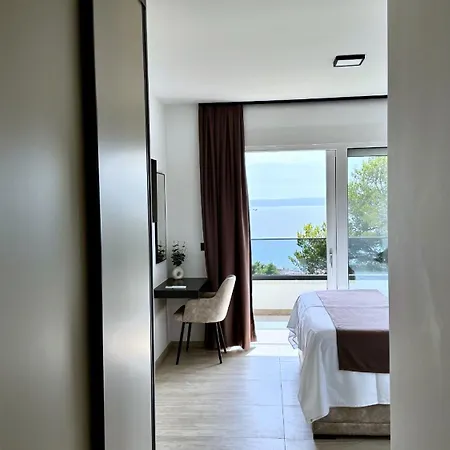 Modern Ina With Heated Pool & Sea View In *