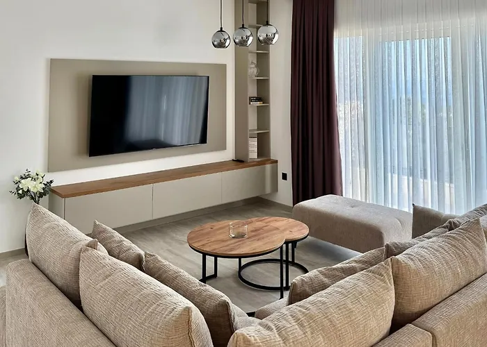 Modern Ina With Heated Pool & Sea View In *