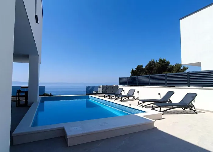 וילה Modern Ina With Heated Pool & Sea View In מאקרסקה