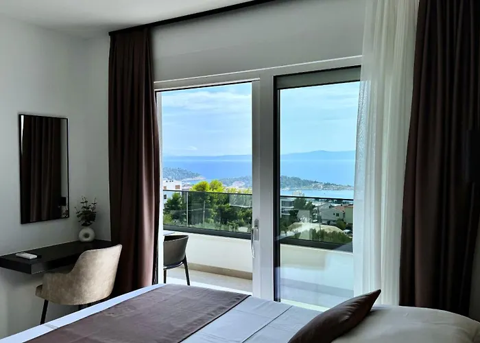 וילה Modern Ina With Heated Pool & Sea View In מאקרסקה