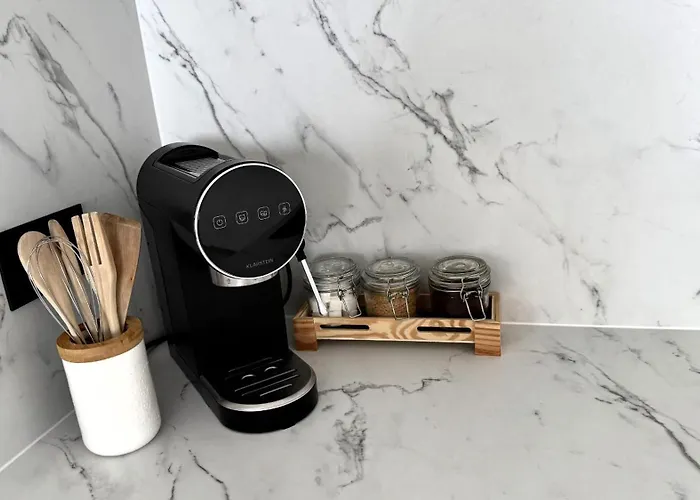 Modern Ina With Heated Pool & Sea View In מאקרסקה