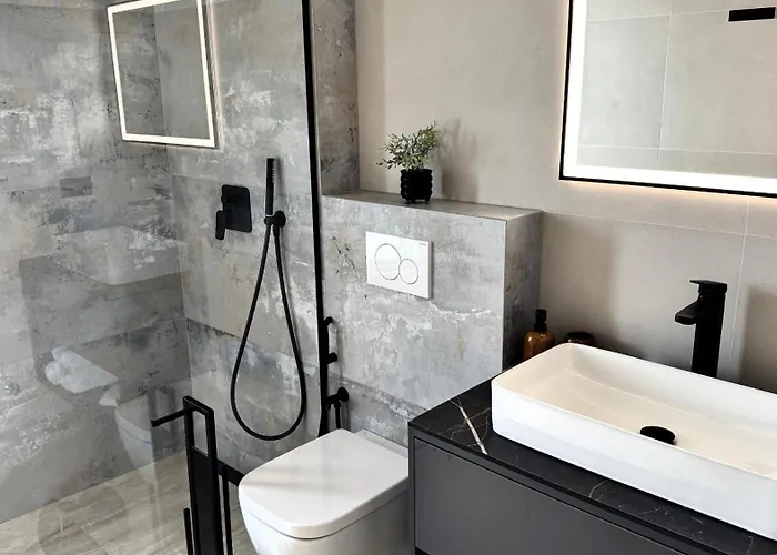 Modern Ina With Heated Pool & Sea View In