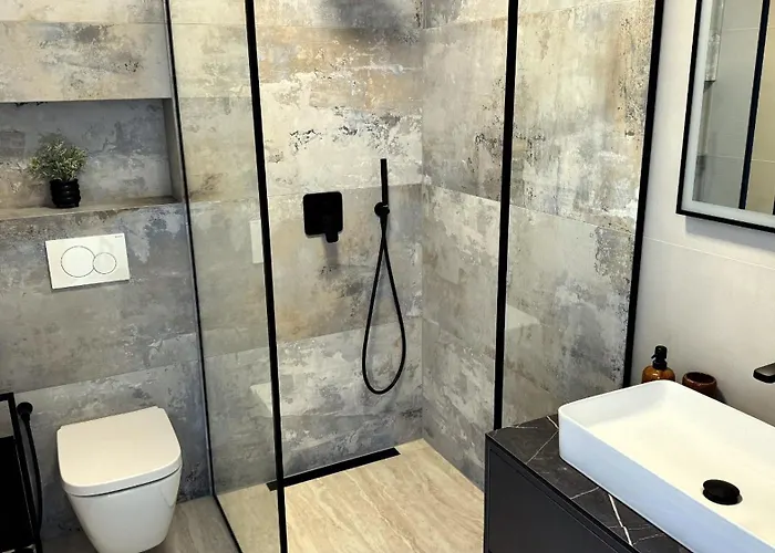 Modern Ina With Heated Pool & Sea View In * מאקרסקה